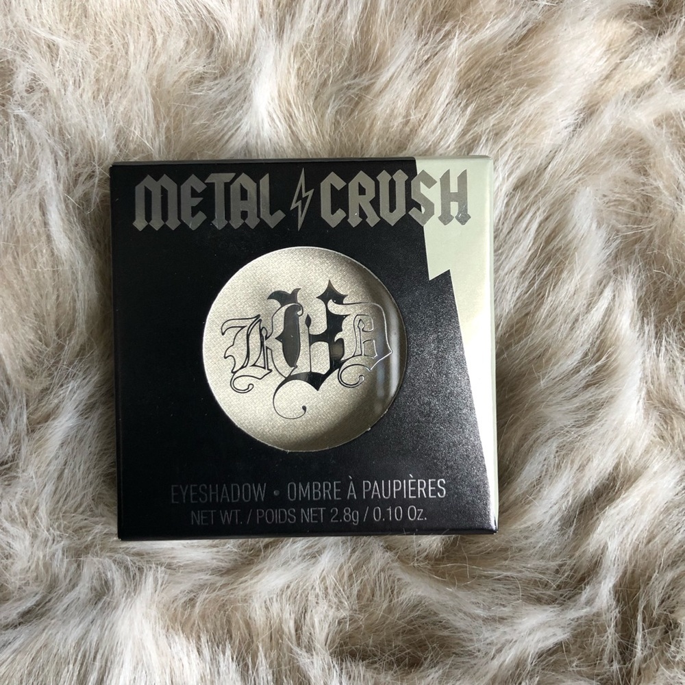 New in box Kat Von D Metal Crush eye shadow